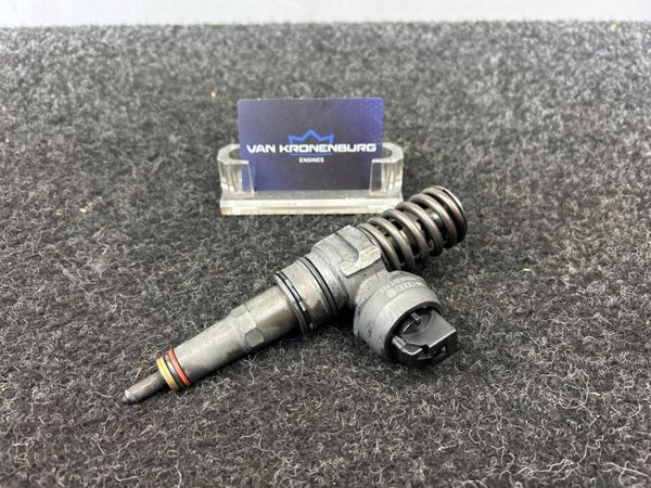 Volkswagen Golf (V) 1.9 TDI BLS Pompverstuiver 038130073BN