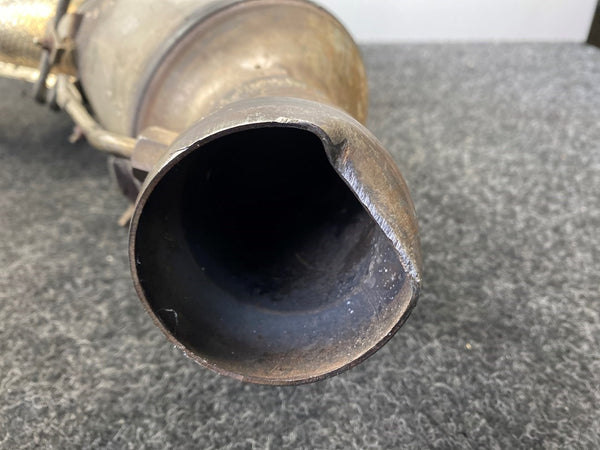 Mercedes Benz C63 AMG 177.980 Katalysator Links A2534909901