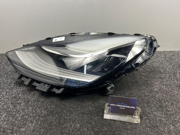 Tesla Model 3 Koplamp Links 1077375-00-C