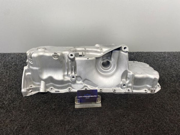 BMW 5-Series 530D (G30) B57D30A Oil sump 8571372