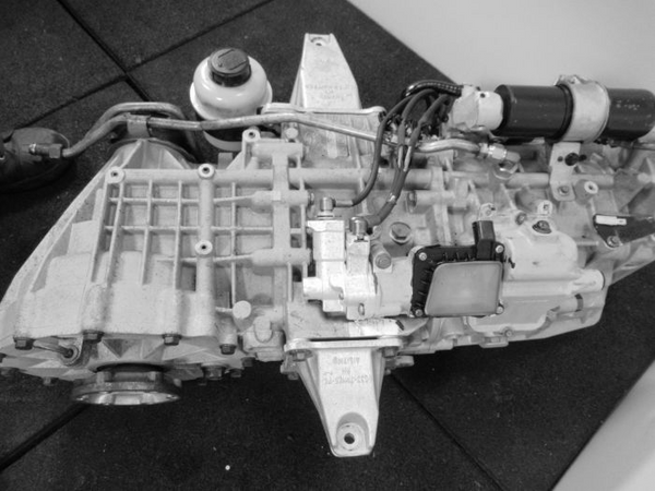 Aston Martin Vantage 4.7 V8 Versnellingsbak