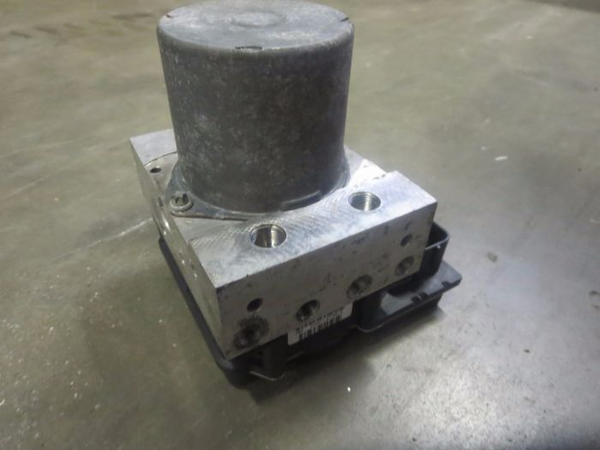 Porsche Panamera ABS Unit Pomp