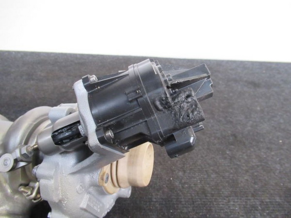 BMW 7 Serie 750i G11 G12 N63B44C Turbo