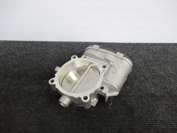 Mercedes OM M278 V8 Gasklephuis