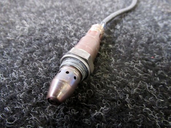 Renault Master IV 2.3 dCi 165 16V FWD M9T702 Lambda sensor