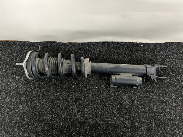 Mercedes Benz C63s AMG (W205) Schokdemper Links-Voor