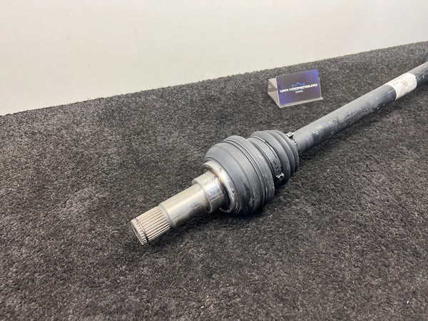 Mercedes Benz C-Klasse (W206) C200 Aandrijfas Links Achter