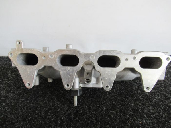 Audi A4 A5 B8 Q5 2.0T Inlaat