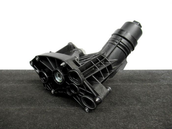 BMW 7 Serie 730d G11 G12 265PK B57D30A Oliefilterhuis