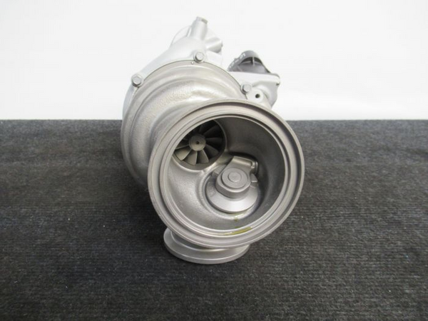 BMW 7 Serie 750i G11 G12 N63B44C Turbo