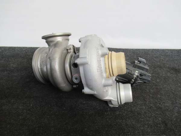 BMW 750i 7 Serie G11 G12 N63B44C Turbo