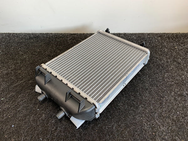Audi RS3 RS4 RS5 Intercooler 8K0 121 212 C