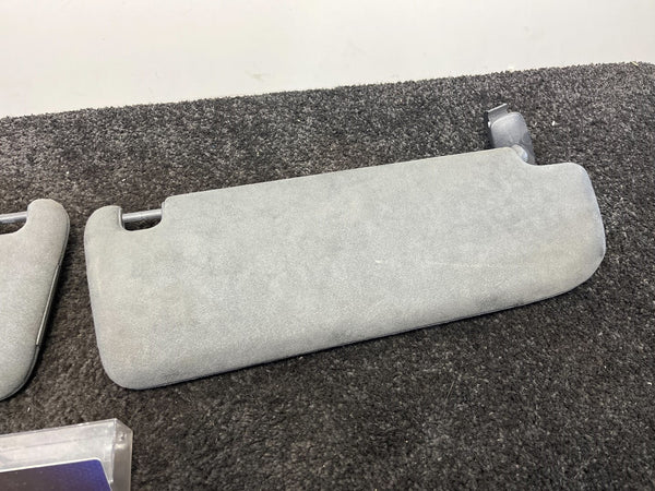 Audi RS6 (C6) 5.2L V10 Alcantara Sonnenblenden-Set