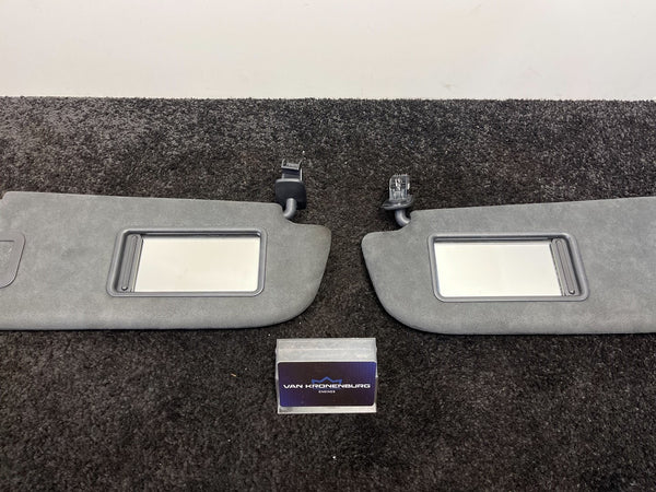 Audi RS6 (C6) 5.2L V10 Alcantara Sonnenblenden-Set