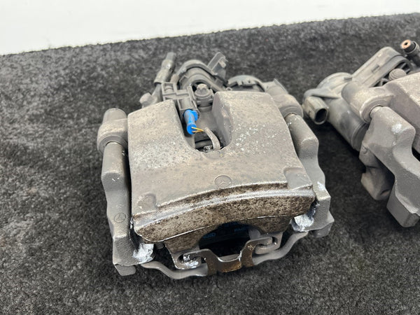 Mercedes Benz C-Klasse (W205) Bremssattelsatz hinten