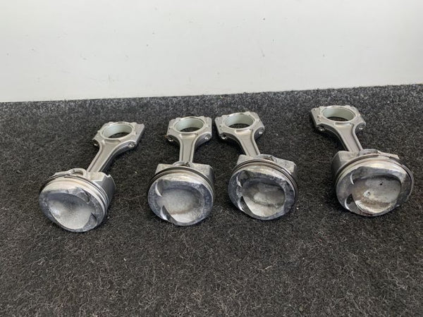 VW Audi Seat Skoda 1.8 TFSI Zuigerset CJS