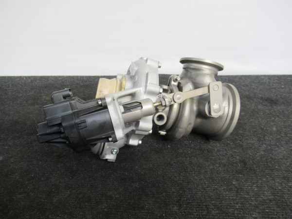 BMW 750i 7 Serie G11 G12 N63B44C Turbo