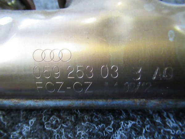 VW Audi 3.0 TDI Uitlaat Spruitstuk Links