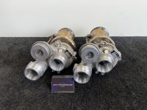 Mercedes Benz C63 E63 AMG (177.980) 4.0 Turbo Set